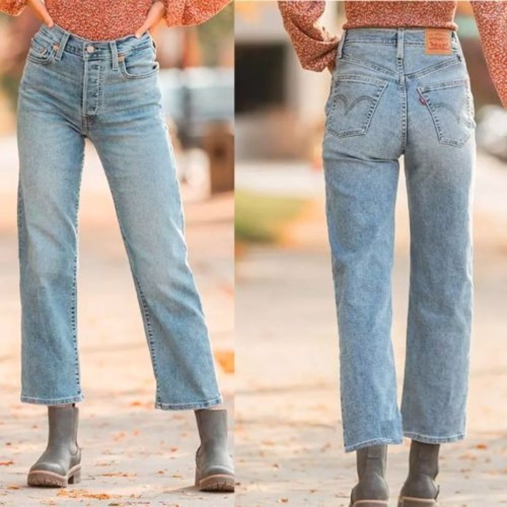 Levi's Ribcage Straight Ankle Jeans High Waist Light Indigo Blue Button Fly Size